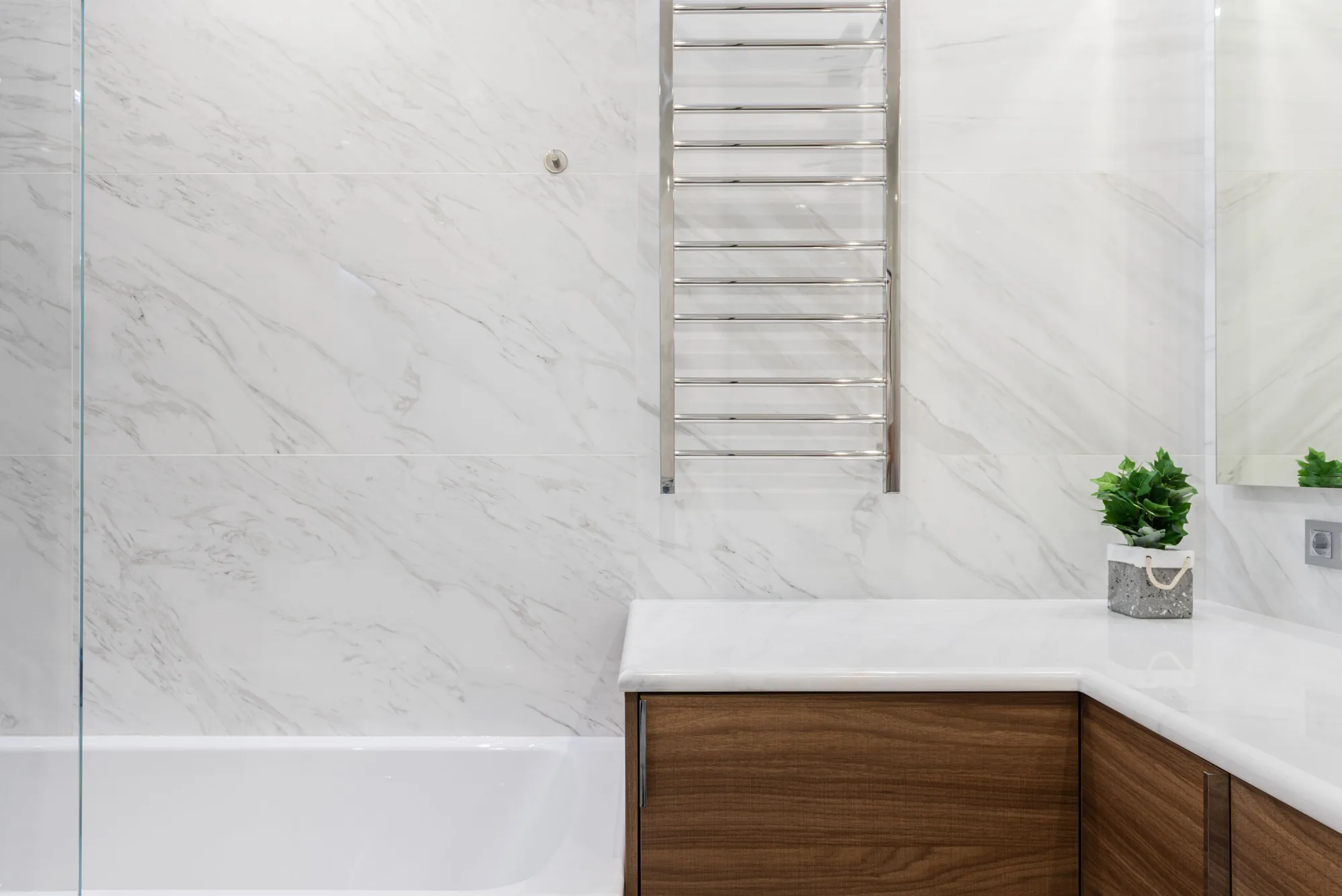Completed bathroom renovation Auckland - tiling, fixtures and waterproofing